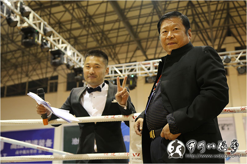 武当拳法研究中心主任潘小杰先生与实战派武术家、本次挑战赛主持人赵冀龙先生